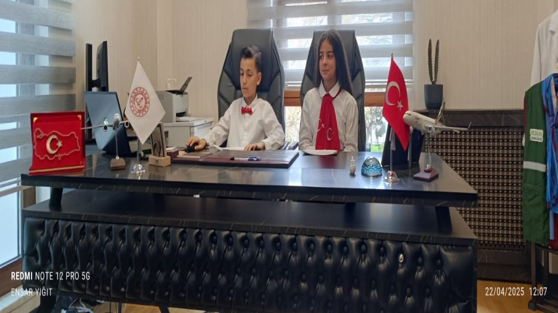 23 NİSAN MAKAM DEVRİ GELENEĞİ
