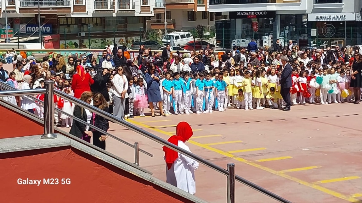 OKULUMUZDA 23 NİSAN COŞKUSU